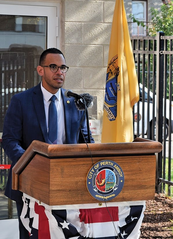 Joel Rosa speaking at the Perth Amboy Free Public Library